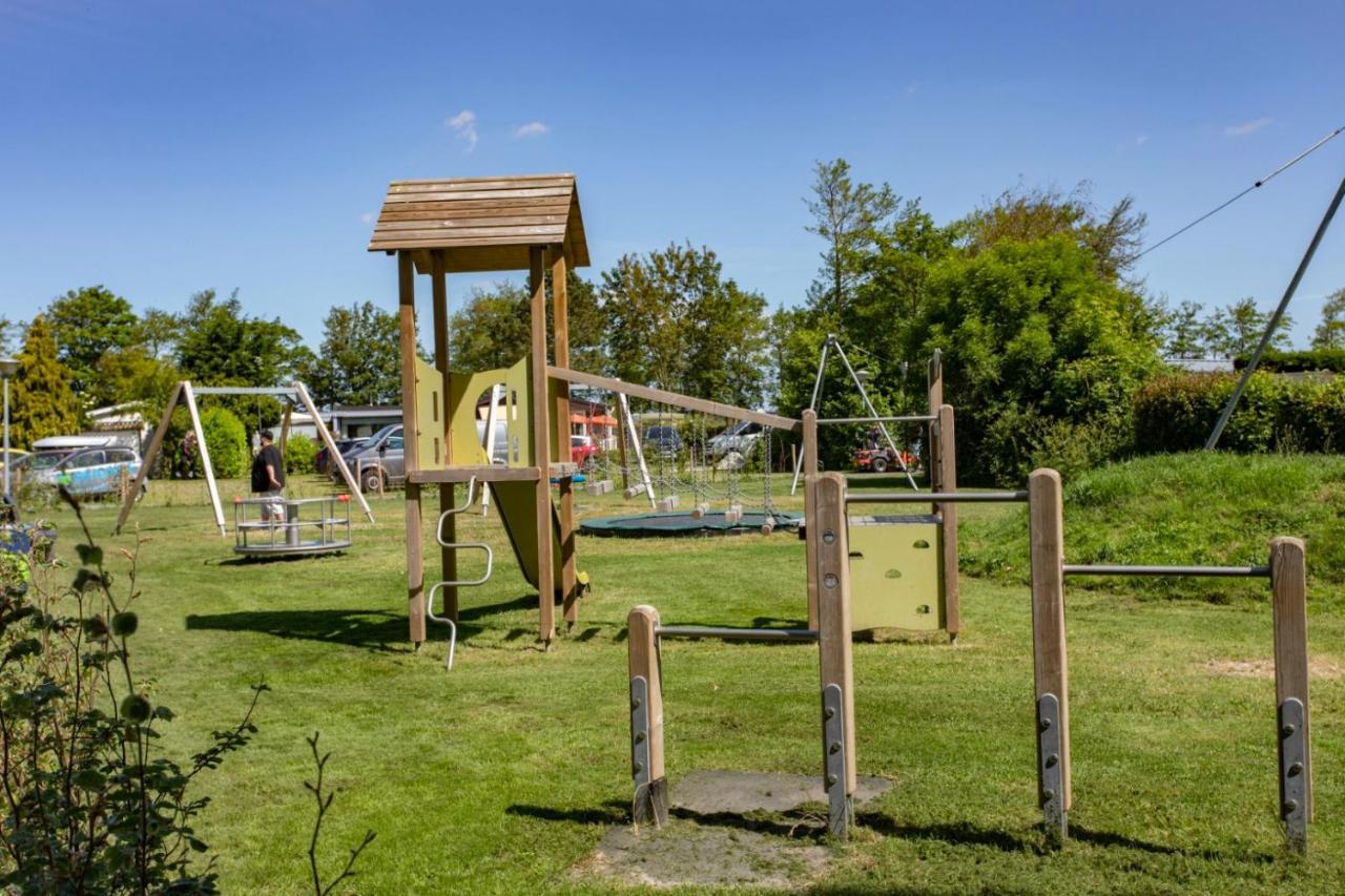 Chalet 516 Op Recreatiepark De Wielen سينت مارتن المظهر الخارجي الصورة